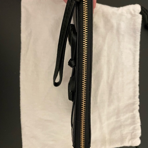 Black Kate spade Wristlet with Bow - Picture 5 of 8